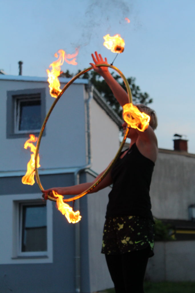 Fire Hoop - Feuer Künstler Österreich