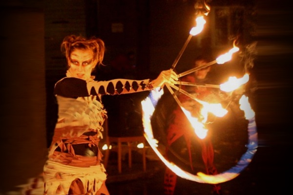THEMED SHOWS