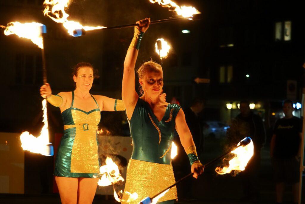 Feuershows und Lichtshows 2025